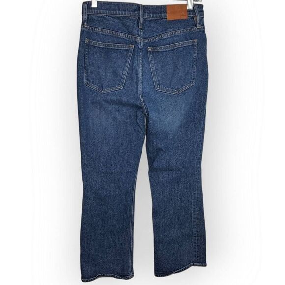 J. Crew Women's 10" Demi-Boot Crop Jean in Stone Street Wash size 28 - Picture 4 of 9